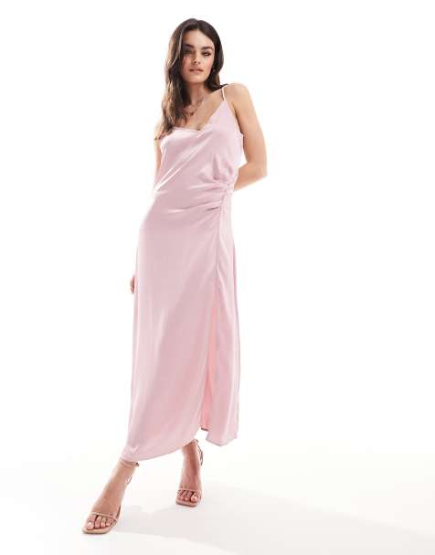 Vila - Robe longue de demoiselle d'honneur froncée sur le côté en satin - Rose clair - view 1