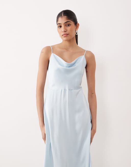 VILA - Robe longue en satin avec col bénitier - Bleu clair, 2 de 4