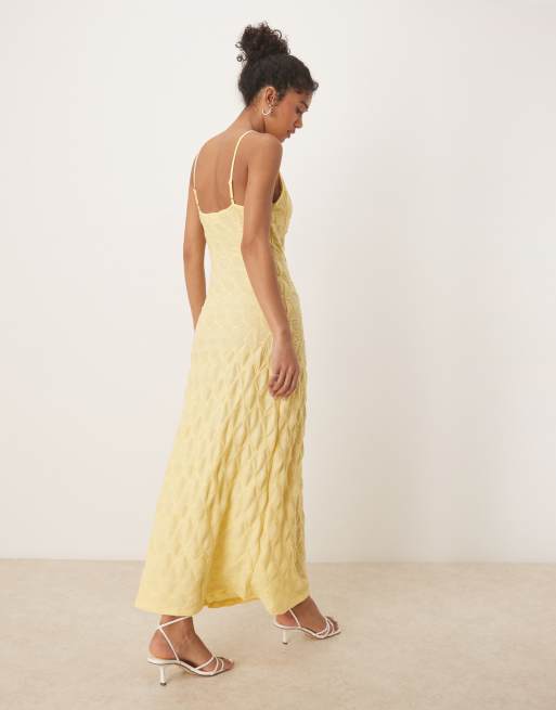 VILA - Robe longue texturée en jersey à bretelles - Jaune pâle, 3 de 4