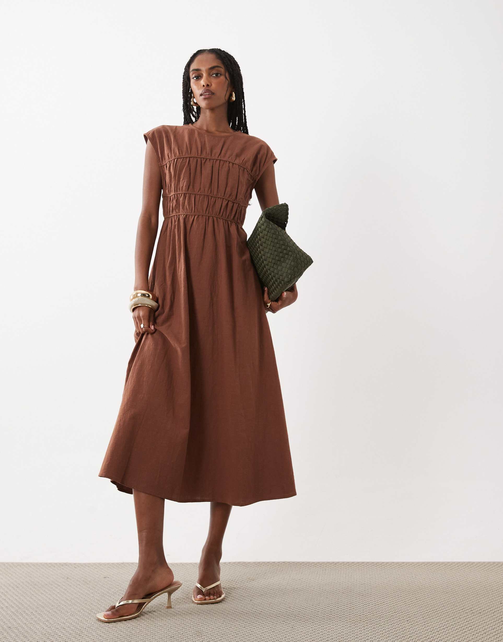 vila ruched piping details woven midaxi dress in chocolate brown