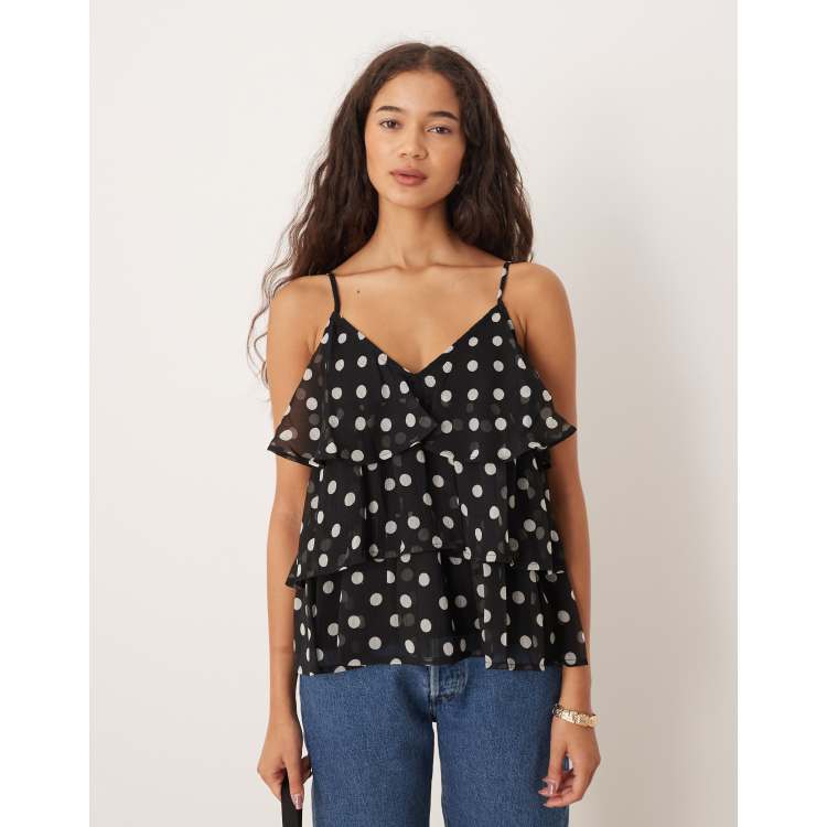 トップス BLACK TULLE RAFFLE CAMI TOP Ruffle Crop Cami Top | COMMENSE