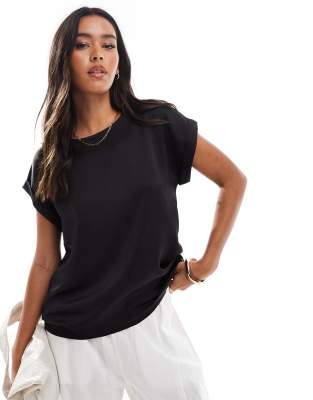 satin front t-shirt with cuffed sleeves in black