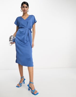 Vila satin t-shirt midi dress with tie waist in blue