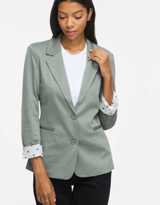 Vila schmal geschnittener Jersey-Blazer in Grün, 4 von 7