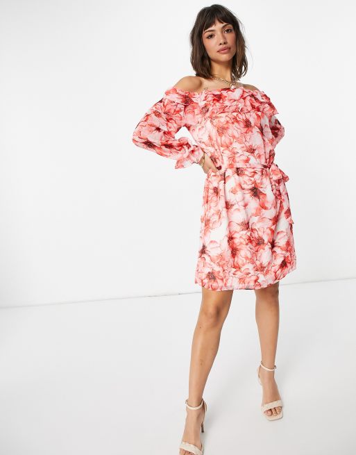 Vila – Schulterfreies Minikleid mit abstraktem Blumenmuster in Rot