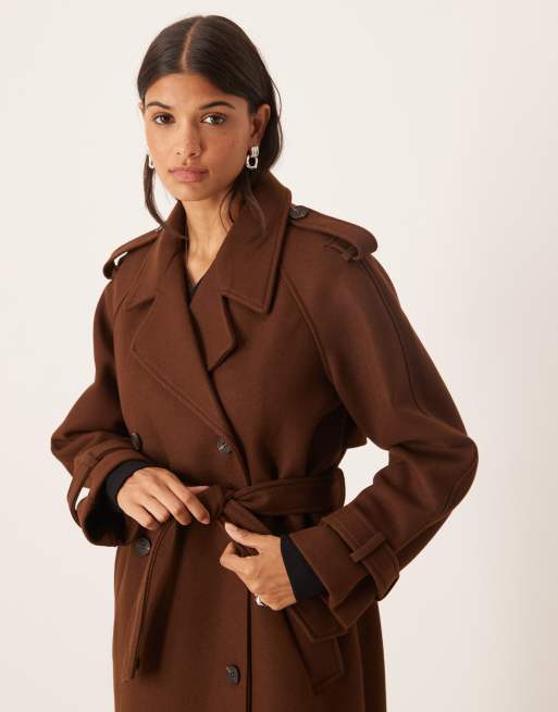 VILA – Schwerer Woll-Trenchcoat in Schokobraun mit Bindegürtel, 2 von 4