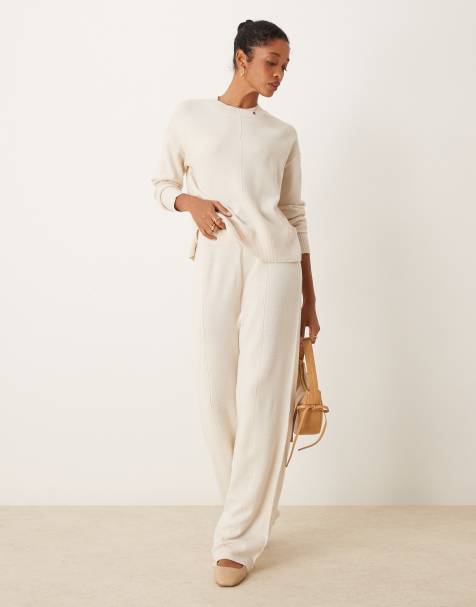 VILA – Set in Cremeweiß mit Ziernaht, aus Pullover und Hose - view 1