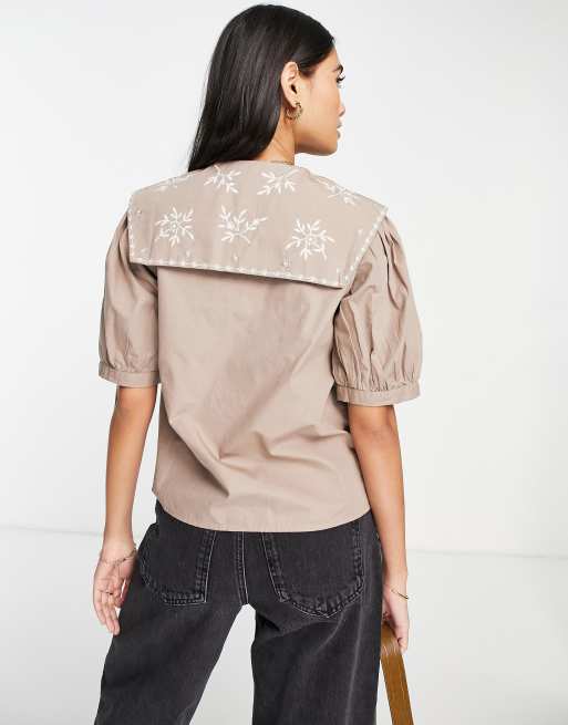 Vila shirt with tabbard embroidered collar in beige, 2 of 4
