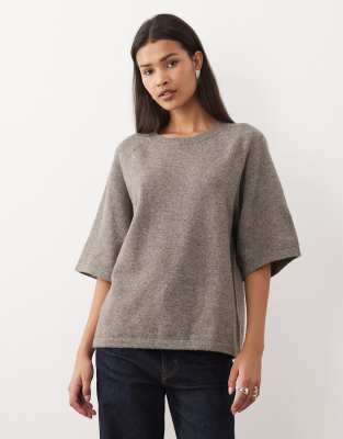 Vila Short Sleeve Boxy Soft Knit T-shirt In Brown