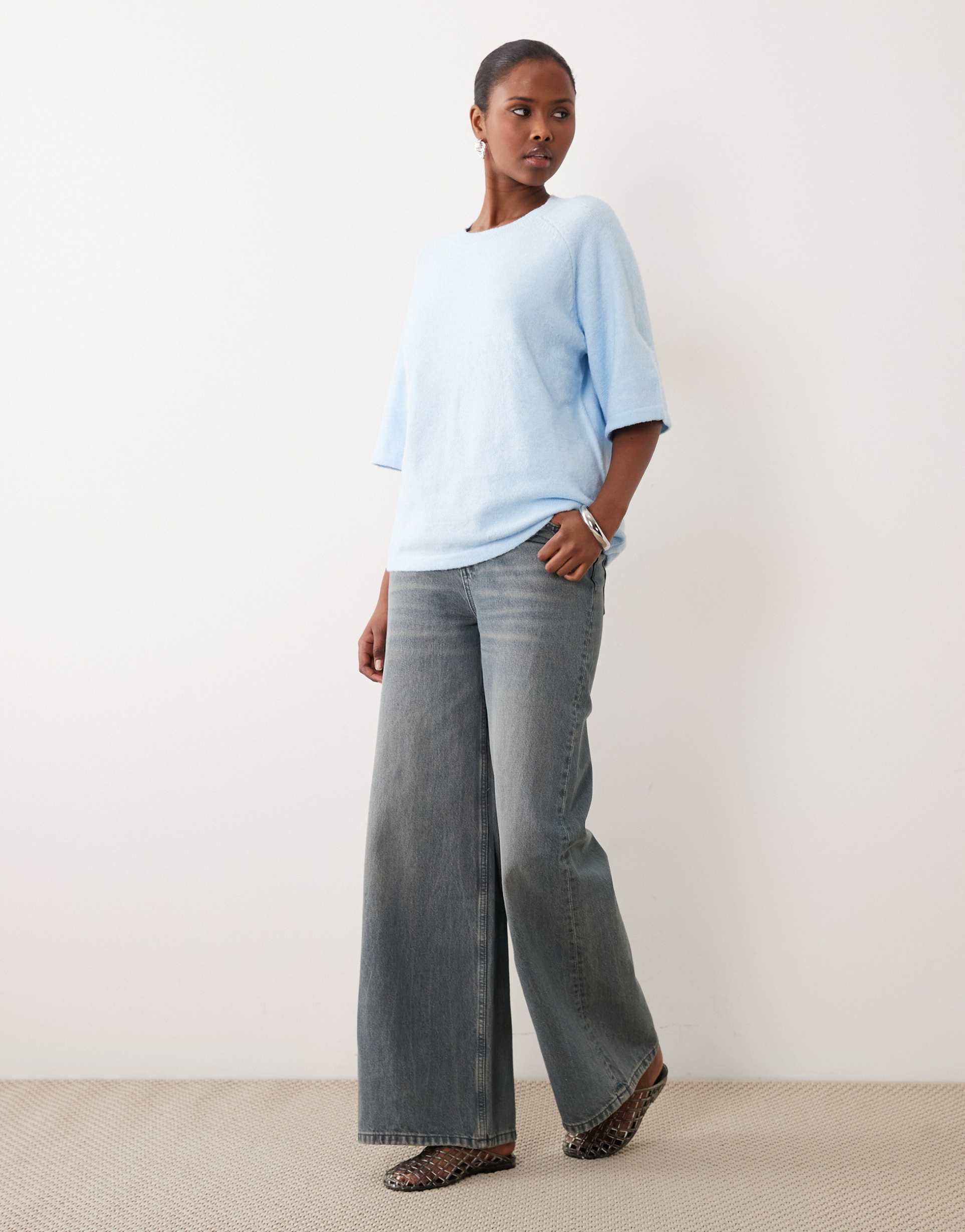 vila short sleeve boxy soft knit t-shirt in heathered light blue