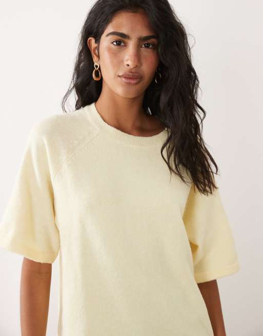 VILA short sleeve boxy soft knit T-shirt in pastel yellow melange, 3 of 4