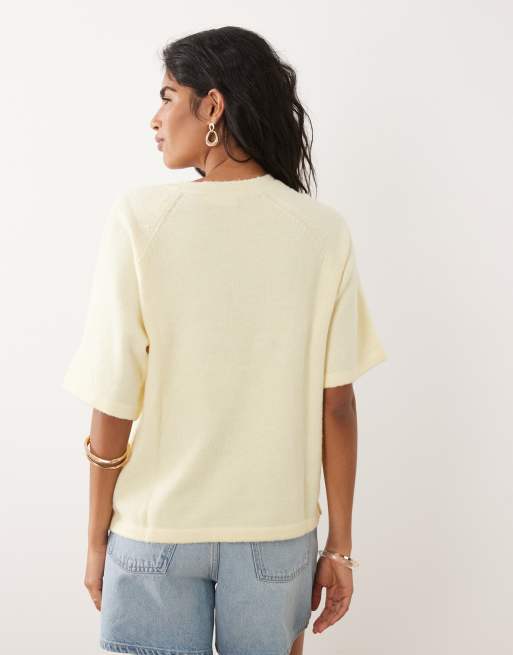 VILA short sleeve boxy soft knit T-shirt in pastel yellow melange, 4 of 4