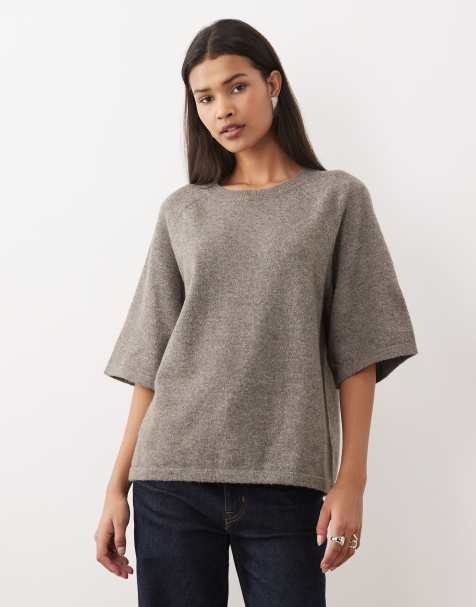 Vila short sleeve boxy soft knitted t-shirt in brown melange