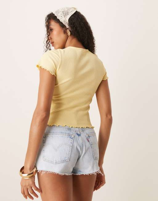 VILA short sleeve lettuce edge t-shirt with popper front in pale banana, 3 of 4