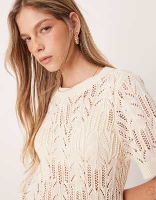 short sleeve open knitted t-shirt in birch cream-White