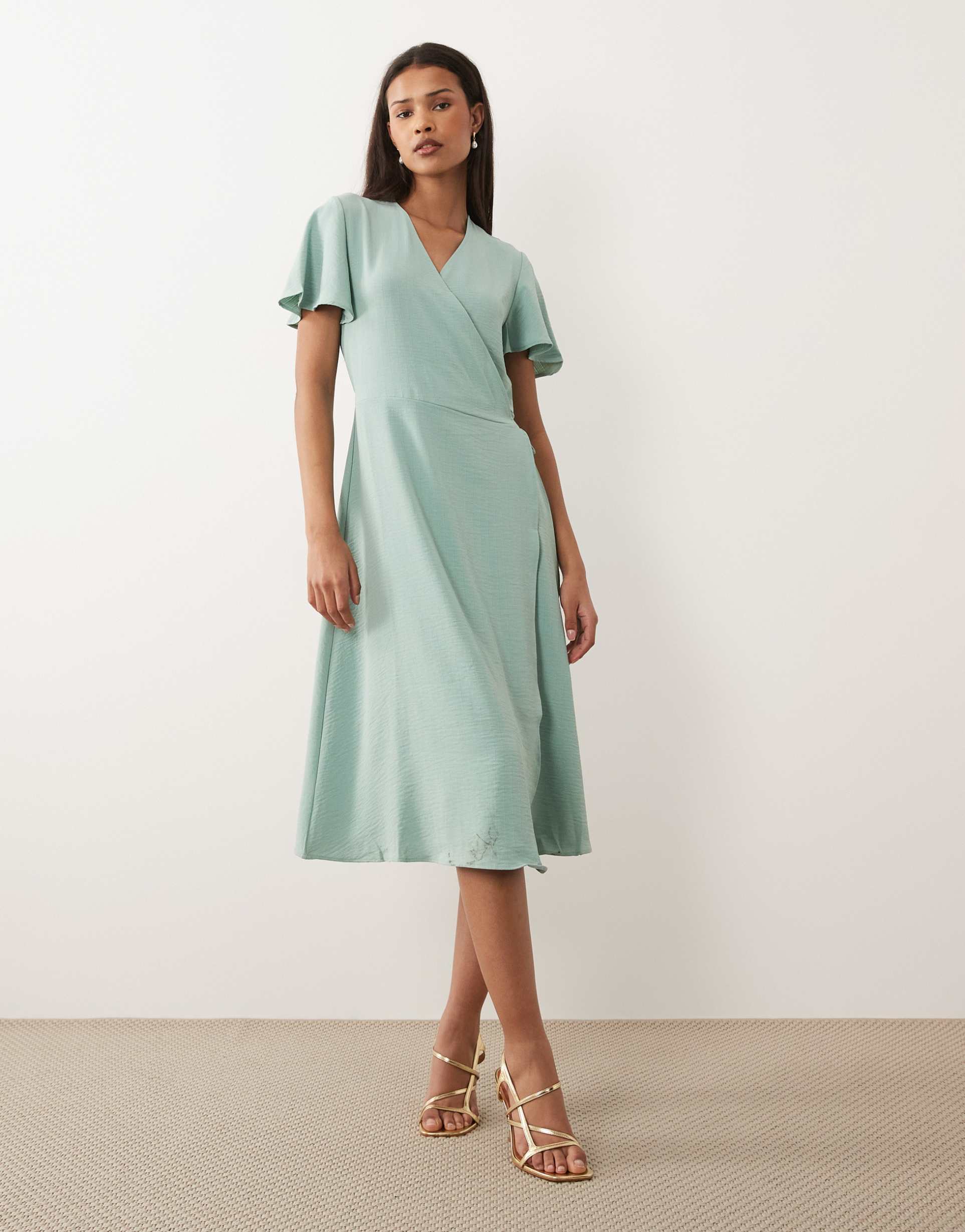 vila short sleeve wrap front midi dress in sage green