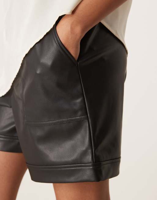 Vila - Short taille haute aspect cuir - Noir, 5 de 5