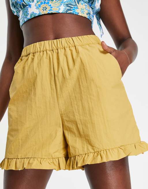 High waisted best sale frill shorts