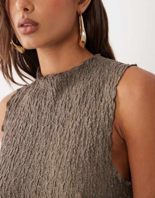 Vila sleeveless textured jersey maxi dress in brown, 3 of 4