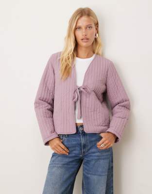 VILA - Steppjacke in blassem Mauve mit Bindedetail vorn-Rosa
