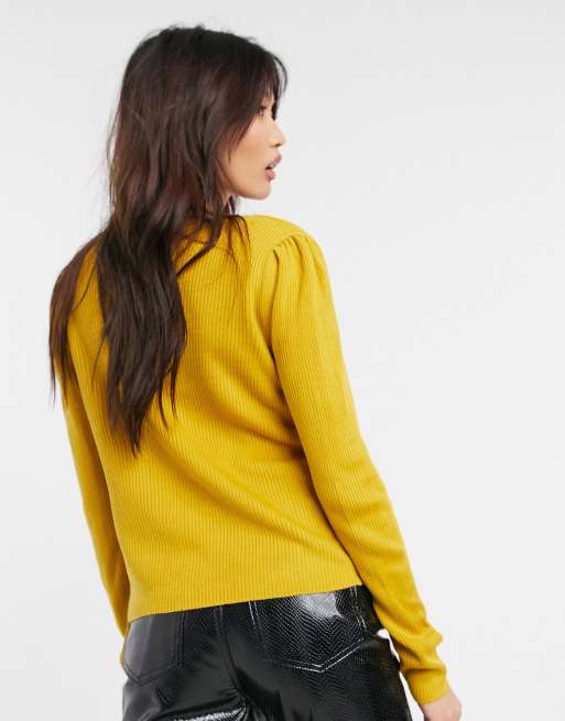 Vila – Strickjacke mit Schnürung in Senfgelb ASOS