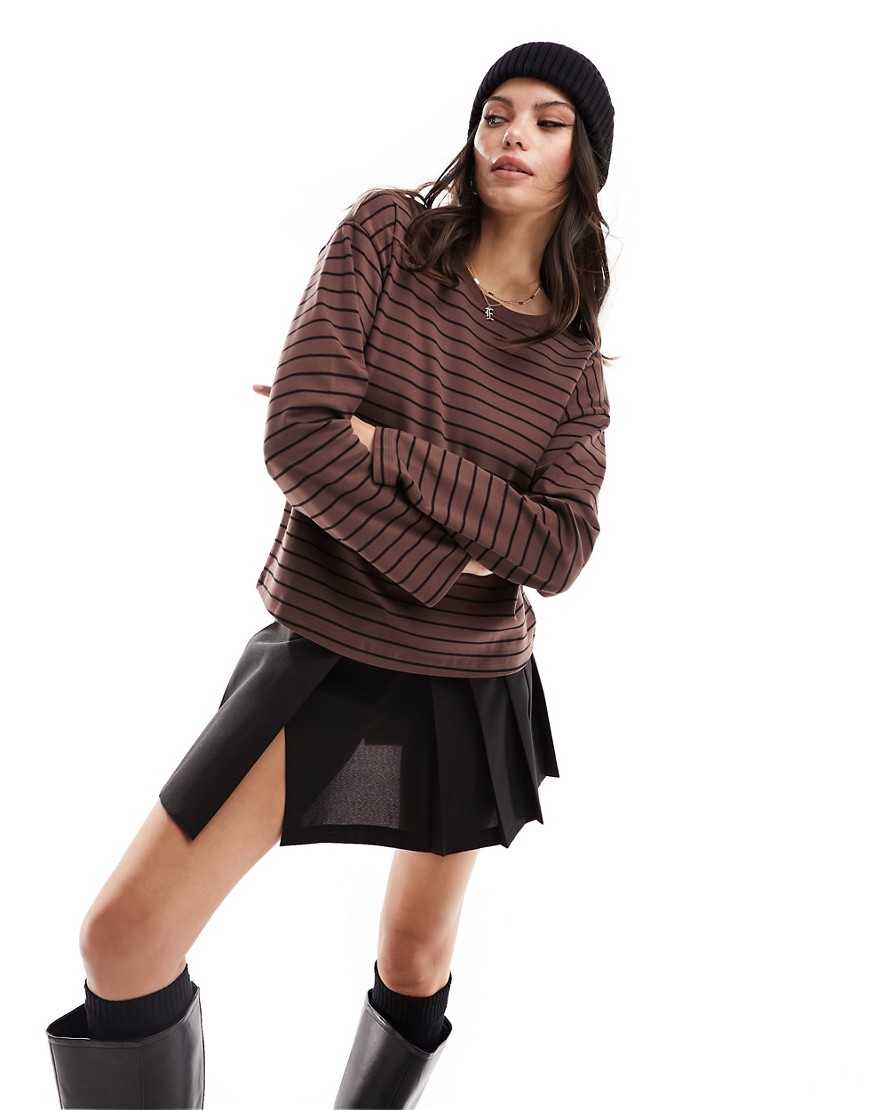 stripe oversized long sleeved t-shirt in brown and black stripe-Multi