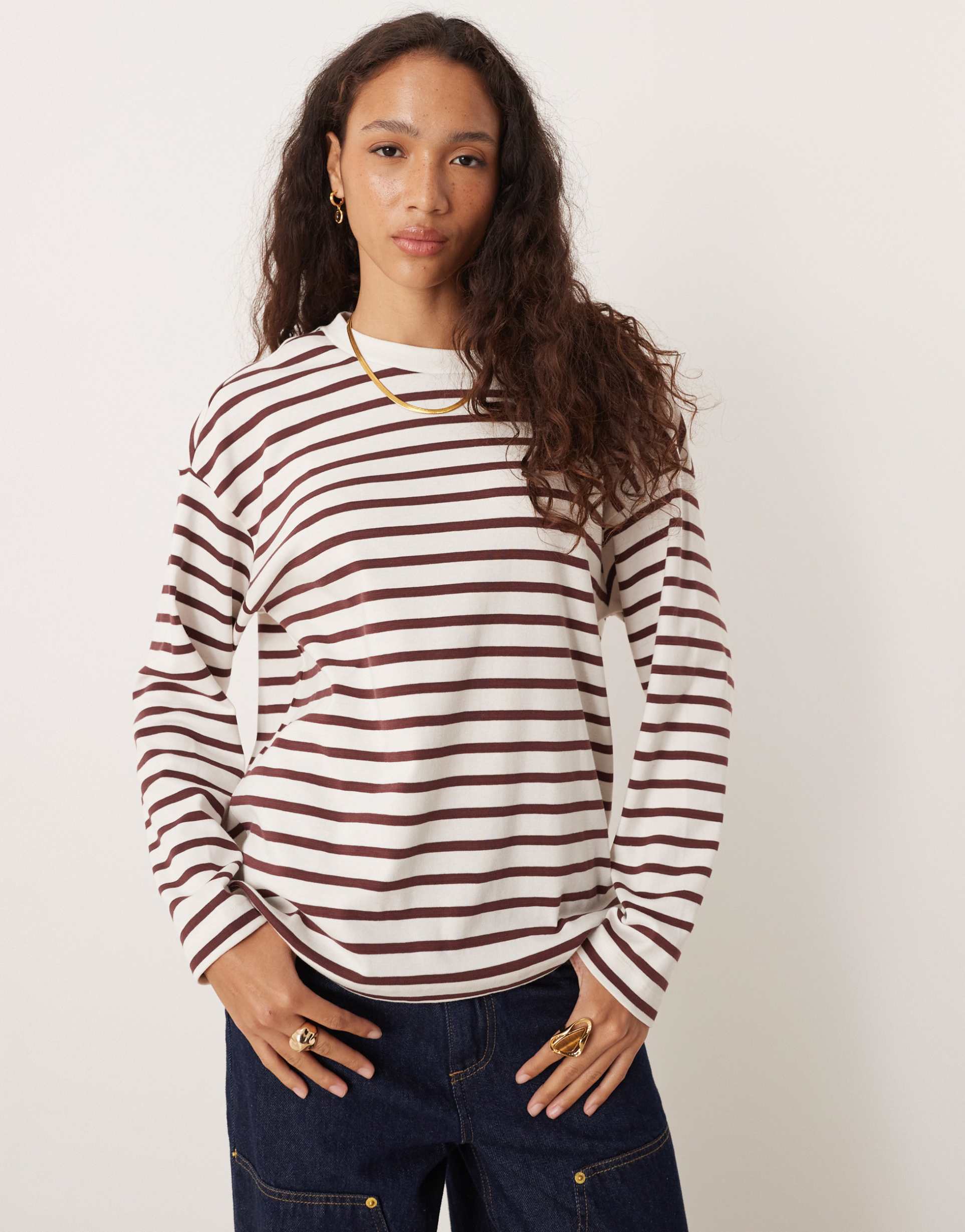 vila striped long sleeve t-shirt in white and brown