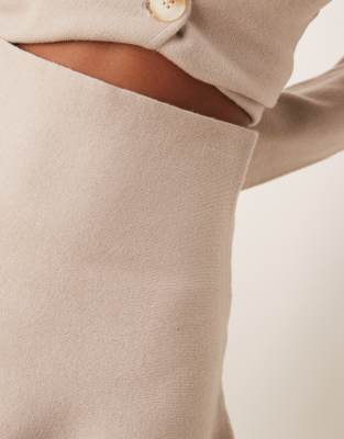 Vila Structured Knit Mini Skirt In Neutral