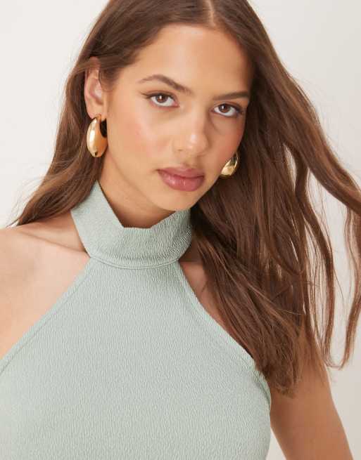 VILA – Strukturiertes Jersey-Maxikleid in Staubgrün mit Neckholder, 2 von 4