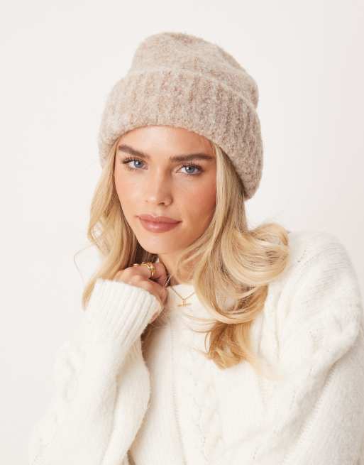 VILA – Szarobrązowa melanżowa czapka beanie z puszystej dzianiny