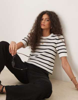 T-shirt à manches courtes en maille rayée - Noir/blanc XS