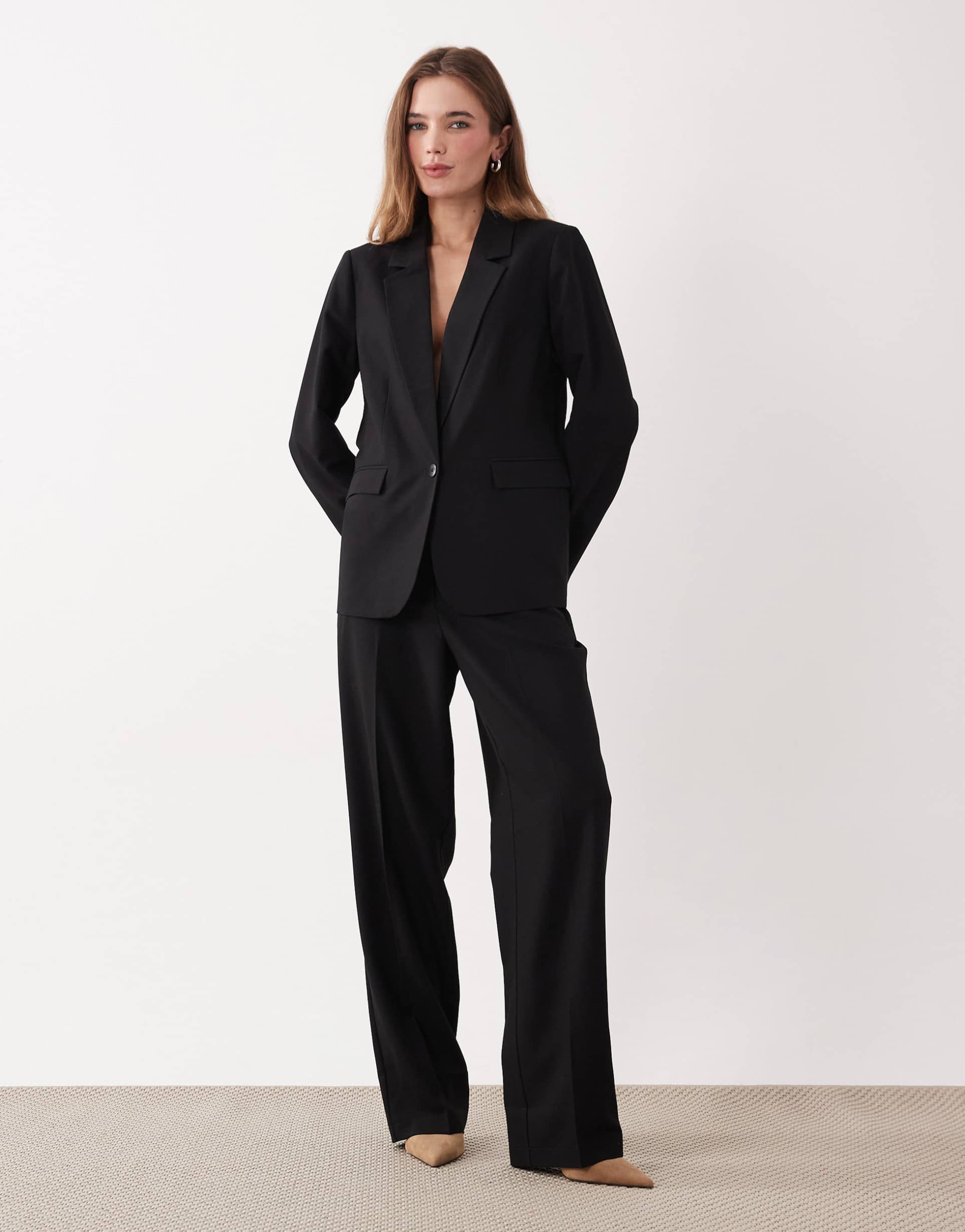 vila tailored straight leg pants in black - part of a set