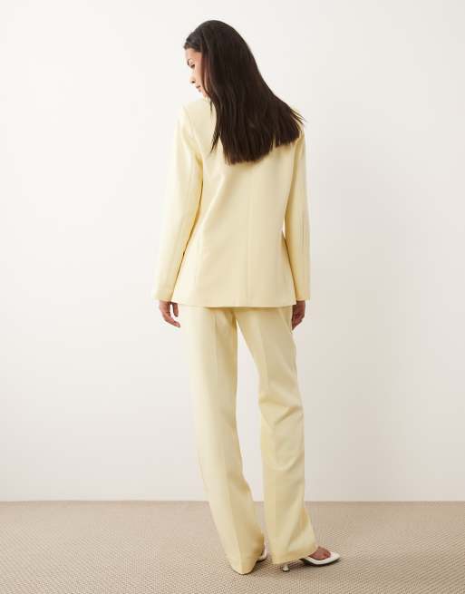 Vila tailored trousers co-ord in pastel yellow, 4 of 5