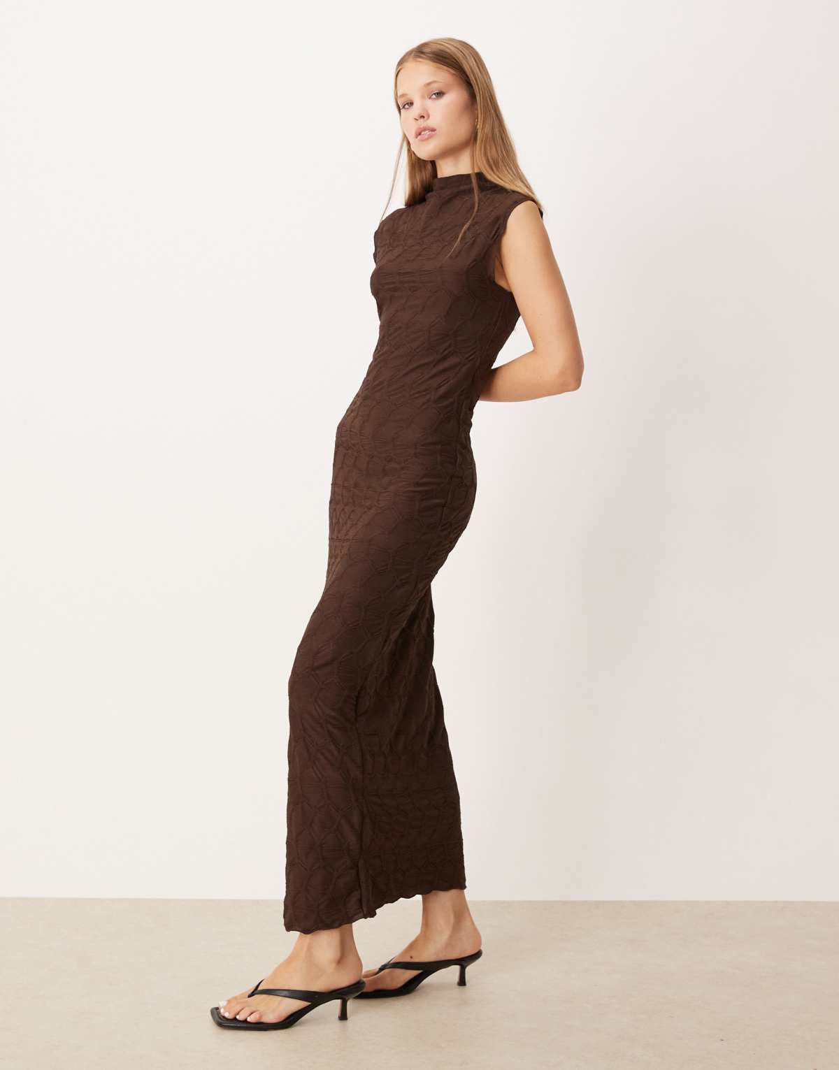 Vila textured jersey maxi dress in chocolate brown