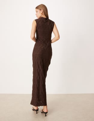 Vila Textured Jersey Maxi Dress In Brown