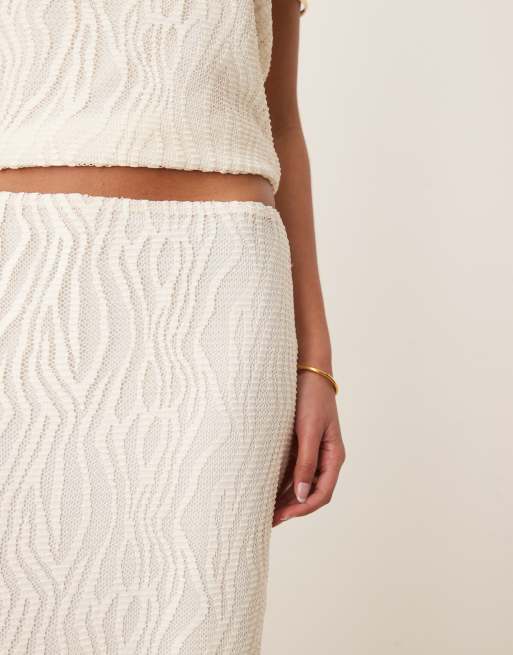 Vila textured maxi skirt in cream - part of a set, 2 of 5