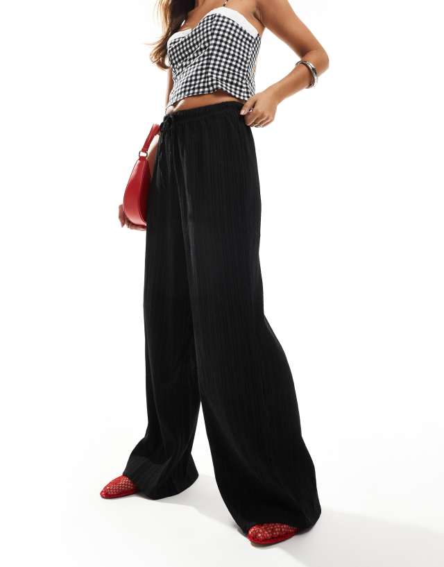 Vila - textured wide leg tie waist trousers in black