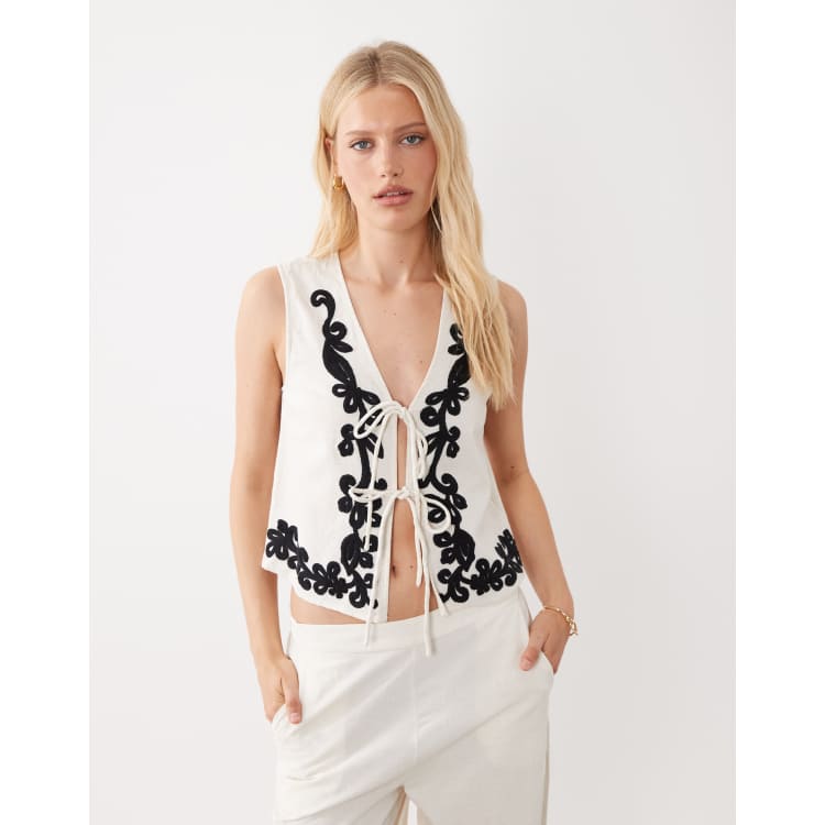 VILA tie front embroidered vest top in super light heather - part