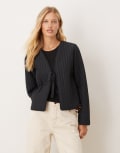 [Vila] VILA tie front quilted jacket in black 38 Black beauty