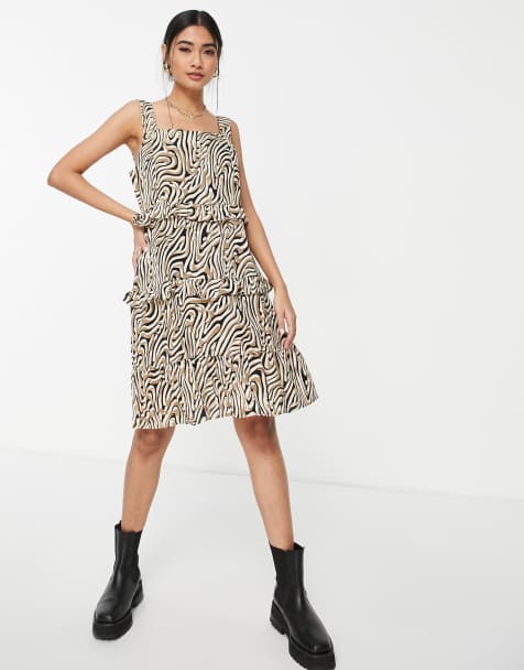 Vila tiered midi dress in animal print - view 1