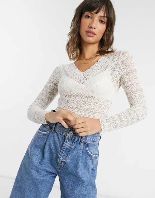 Urban Outfitters Uo Dame Embroidered Scoop-neck Cropped Top in