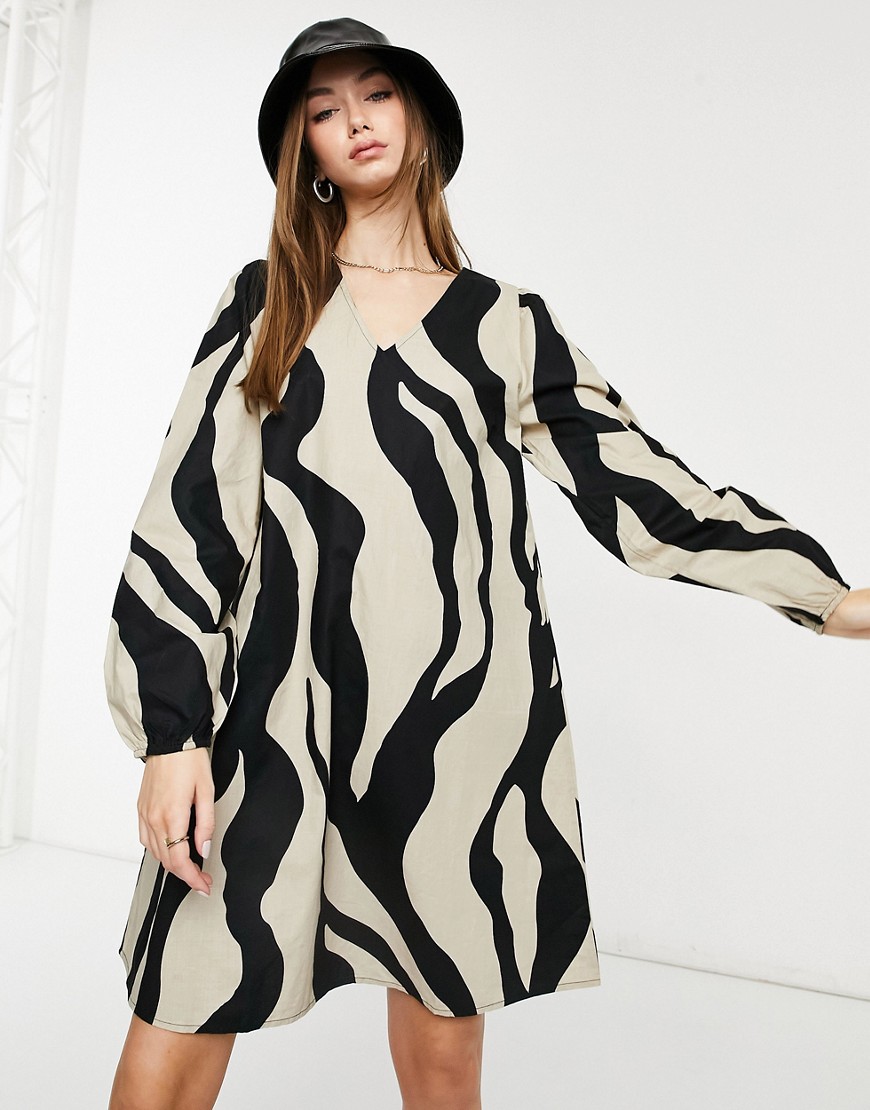 Vila v neck mini dress in bold zebra print-Multi