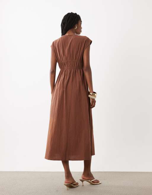 VILA - Vestido largo marrón chocolate fruncido con detalle de ribetes, 4 de 4