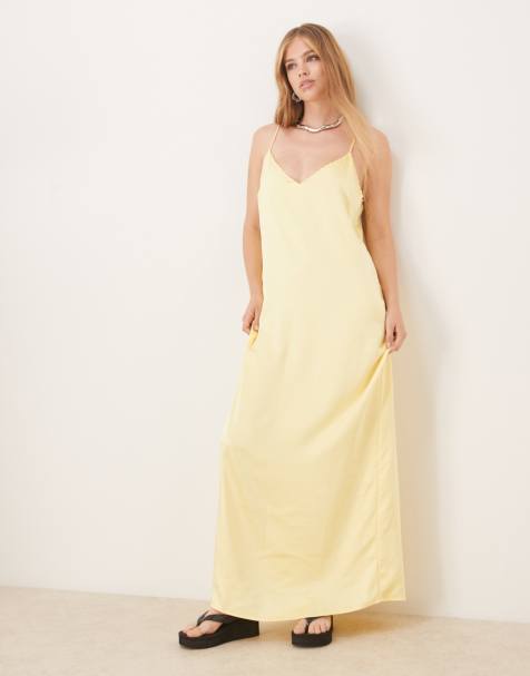 Vila - Vestito lungo color banana pallido in raso con spalline sottili e finiture smerlate - view 1
