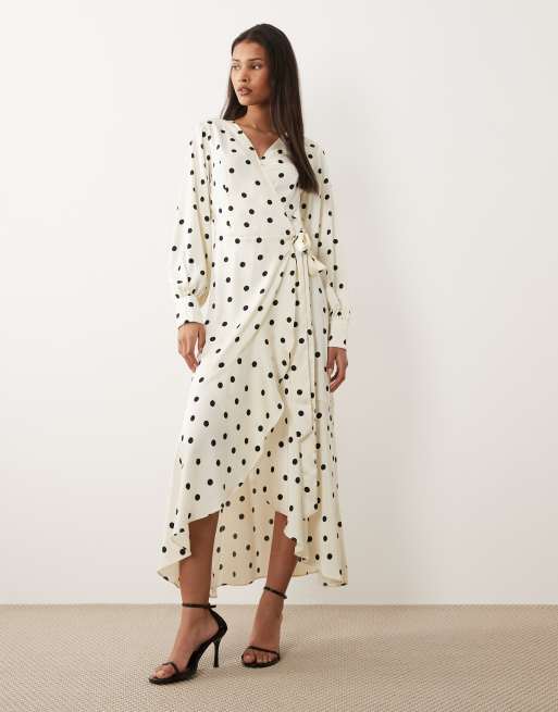 Vila - Vestito midi a portafoglio a maniche lunghe in raso color crema a pois, 3 di 4