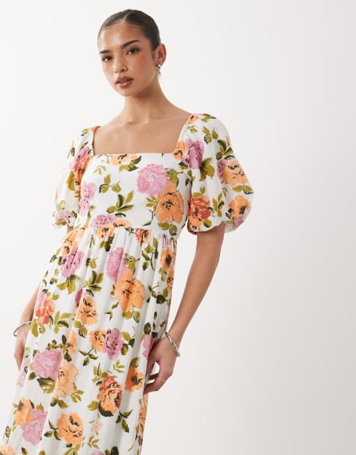 Vila volume sleeve tiered maxi dress in white floral print, 3 of 4