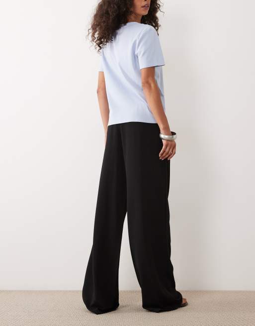 Vila wide leg pleated trousers in black	, 3 of 5