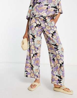Vila wide leg trousers in purple floral - ASOS Price Checker