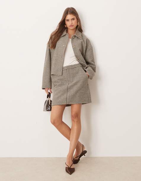 Vila wool-textured houndstooth check mini skirt co-ord in brown - view 1
