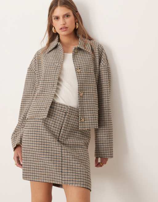 VILA wool-textured houndstooth check mini skirt in brown (part of a set), 2 of 5